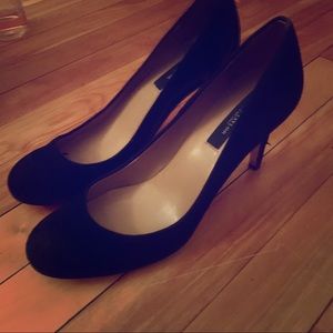 ANN TAYLOR Black Pumps